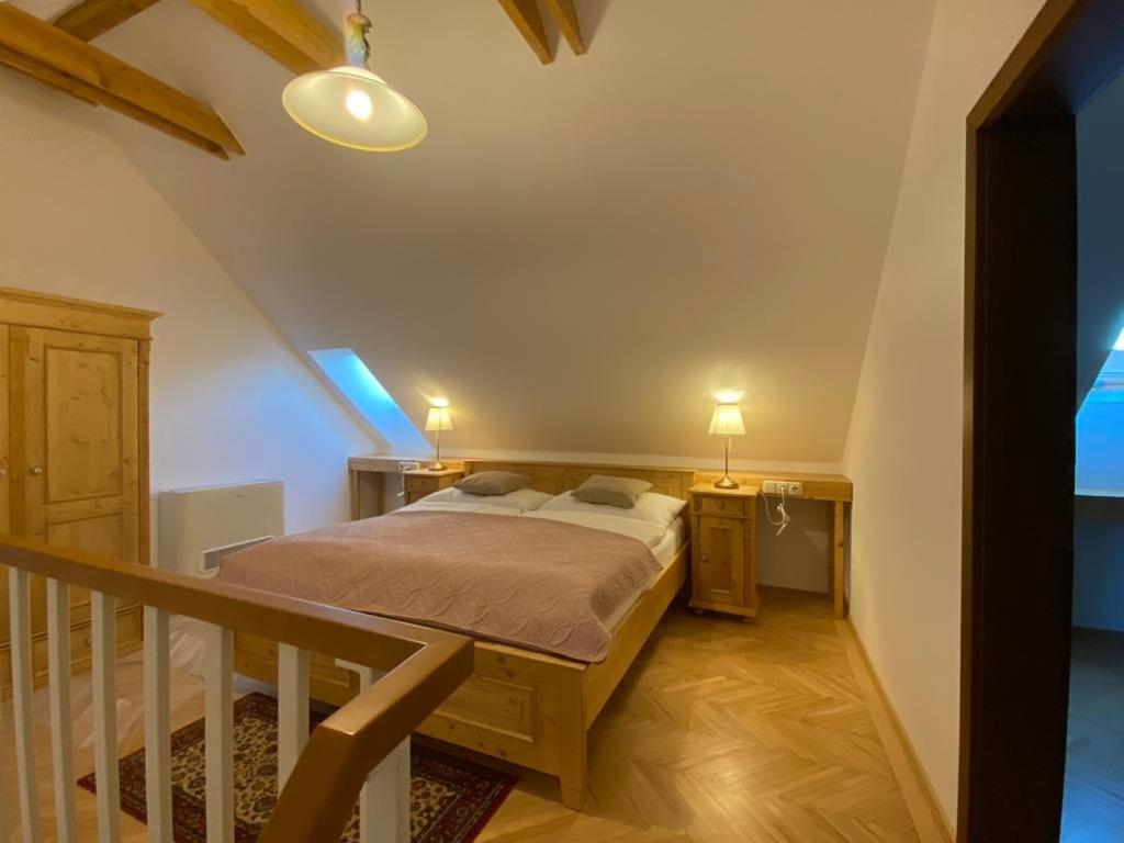 Rezidence Zvon Hotell Znojmo Exteriör bild